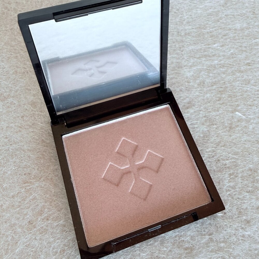 Lovecraft Beauty Highlighter in Aurora